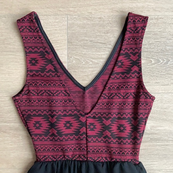 January 7 Maroon and Black Dress - Picture 8 of 8